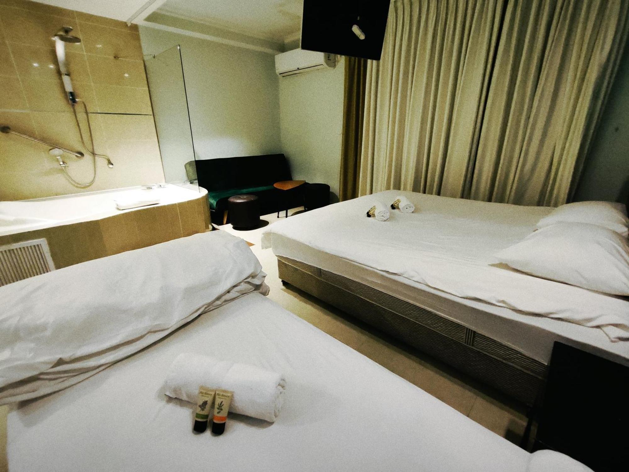 Marina Beach Hotel Tel-Aviv Kültér fotó
