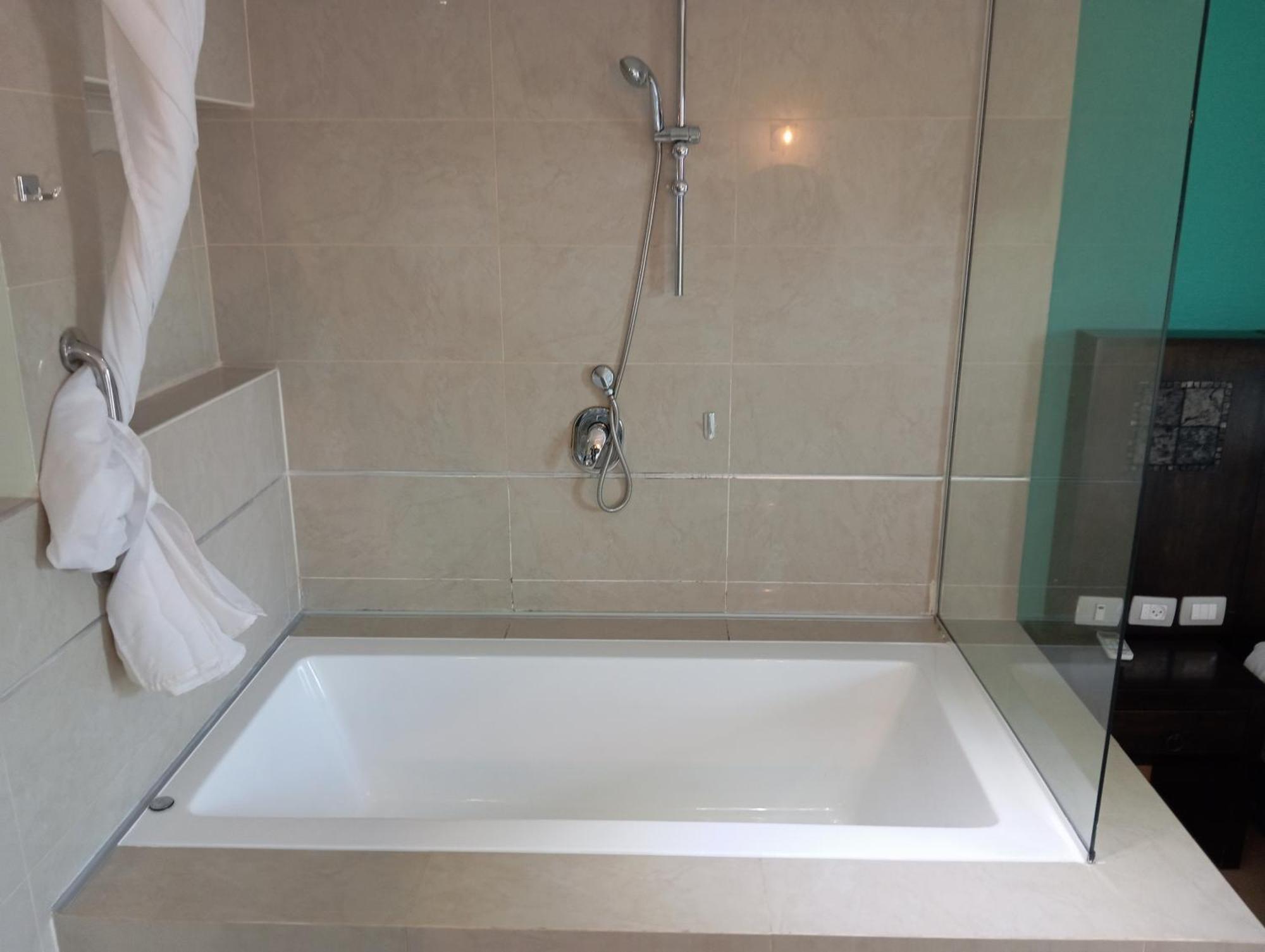 Marina Beach Hotel Tel-Aviv Kültér fotó